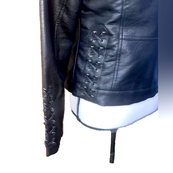 Steve Madden Black Leather Laced Up Sleeves & Sides Motorcycle Jacket Womens Sm - Picture 7 of 12